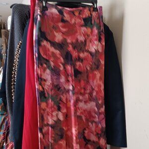 NWT Impressionist Flowered Maxi Skirt in Red Pink Lavender Green
